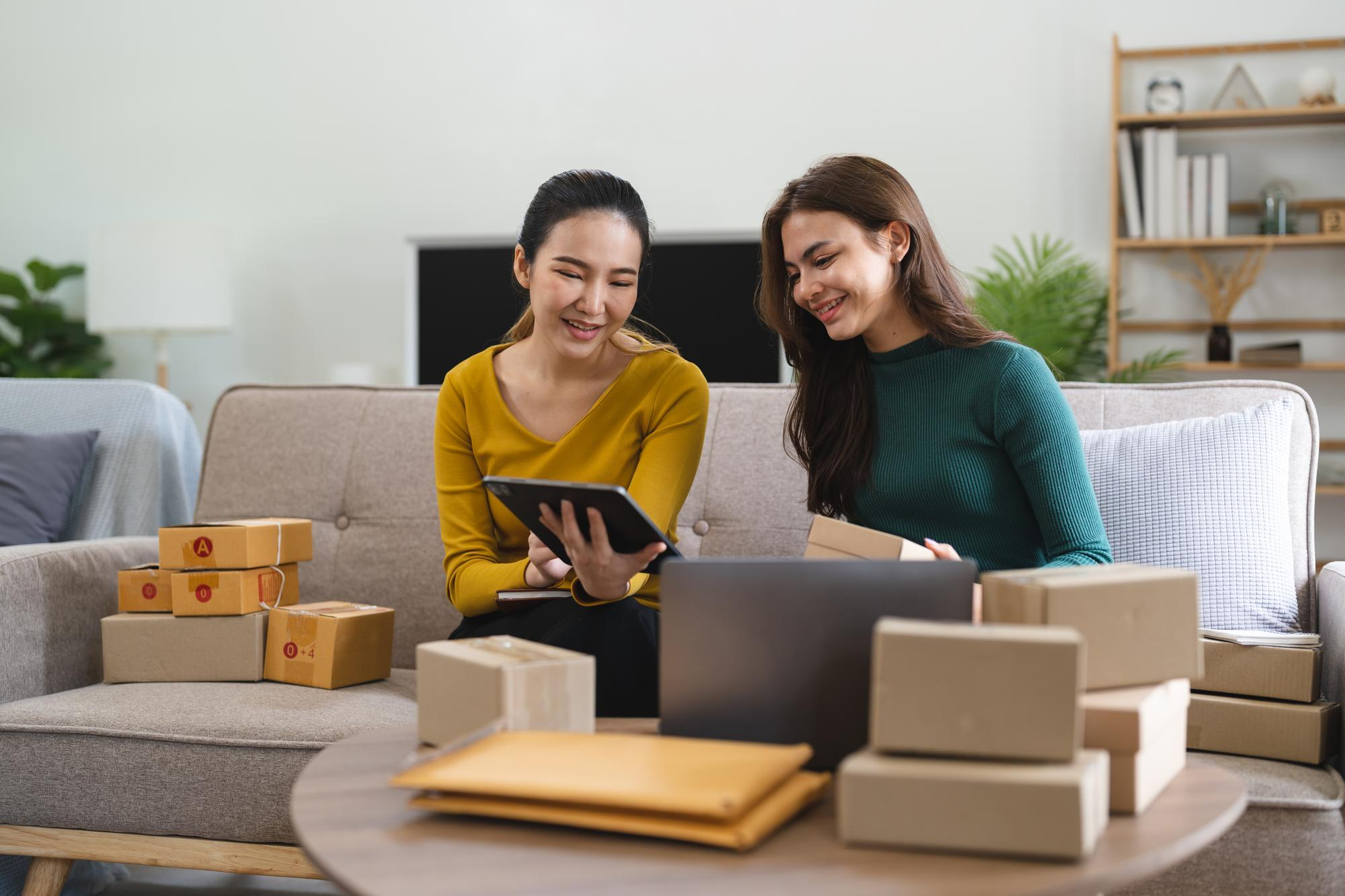 Retail & E-commerce
